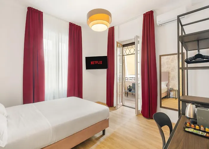 Couette-café Adelante Piazza Bologna 4*